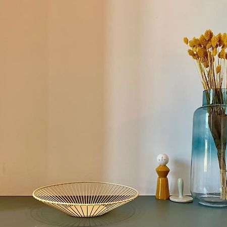 Lovely Studio Flat In Bocconi Милано Екстериор снимка