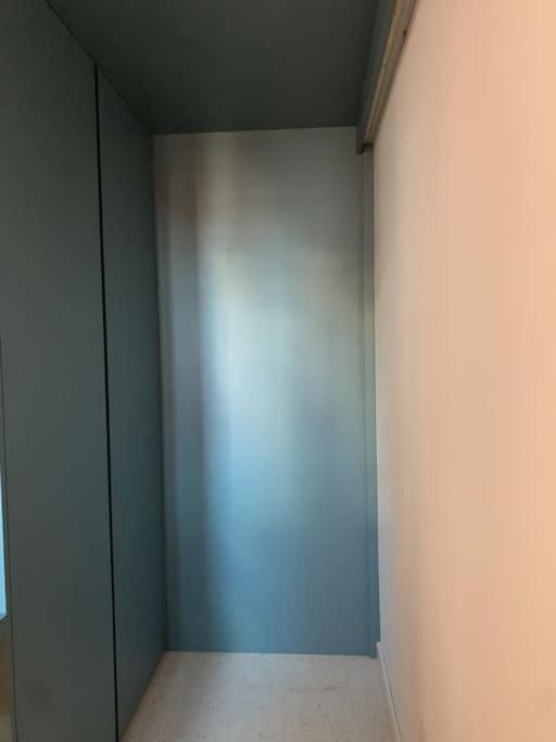 Lovely Studio Flat In Bocconi Милано Екстериор снимка