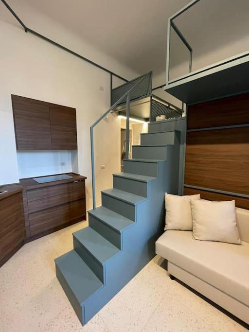 Lovely Studio Flat In Bocconi Милано Екстериор снимка